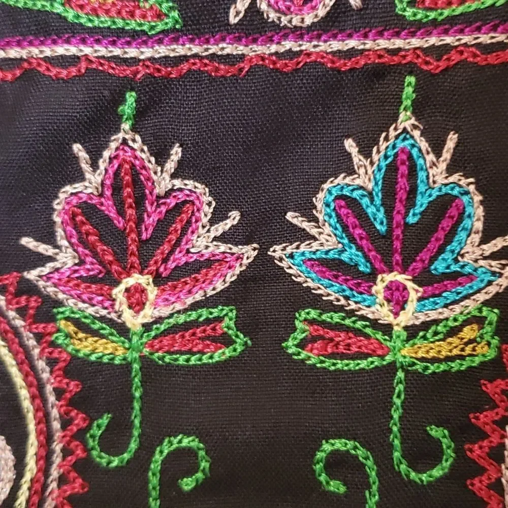 ANN TAYLOR Black Silk Embroidered Floral Midi Skirt Petite 6P A‑Line Elegant